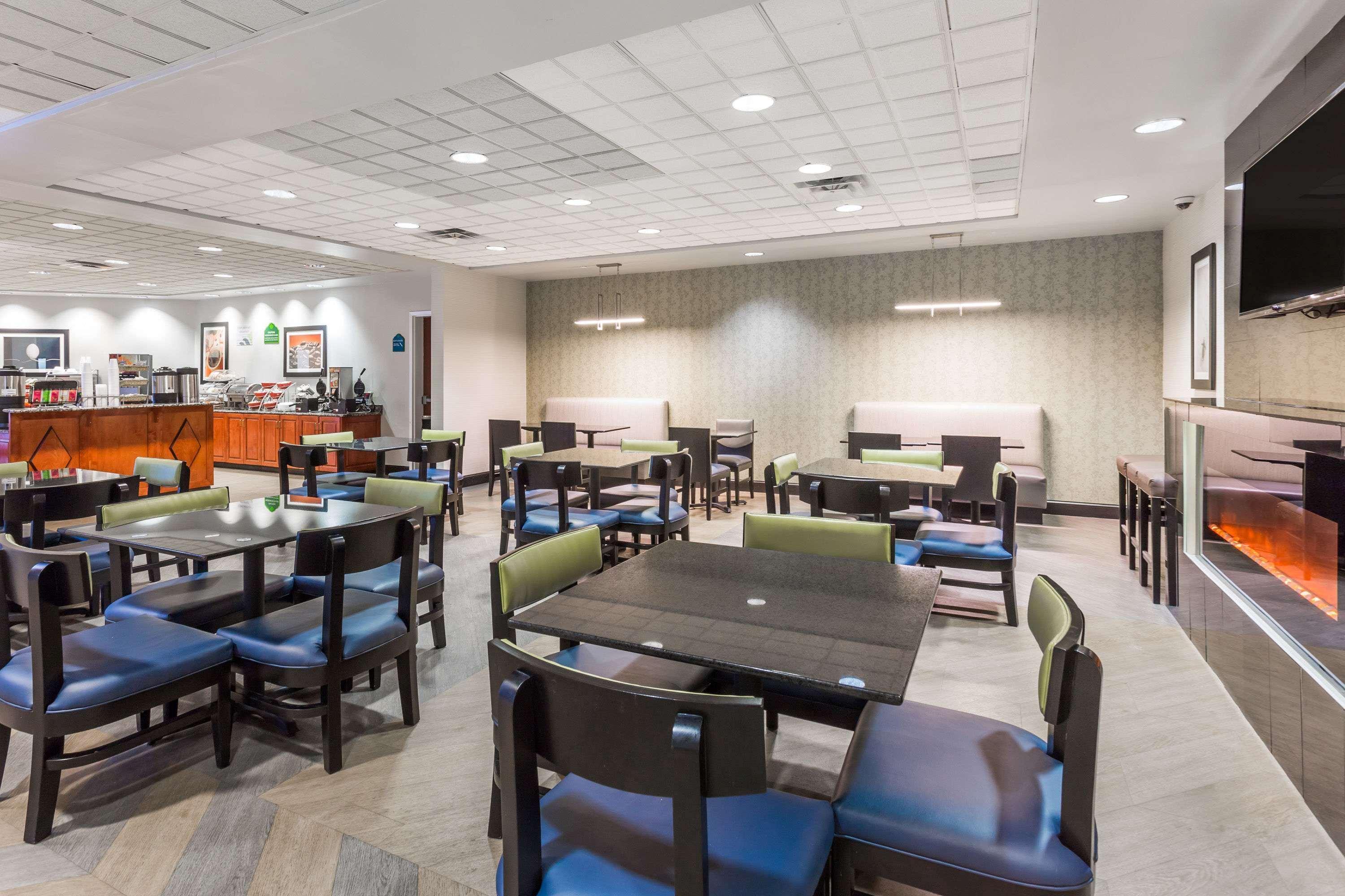 Hotel Wingate By Wyndham Chesapeake Esterno foto