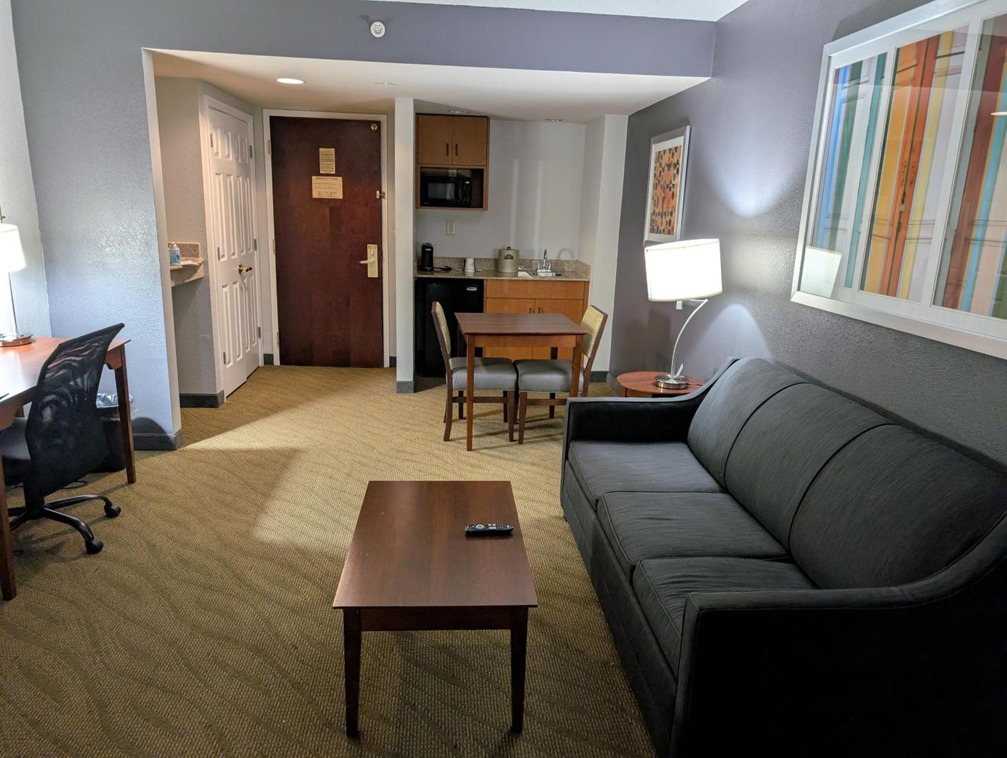 Hotel Wingate By Wyndham Chesapeake Esterno foto