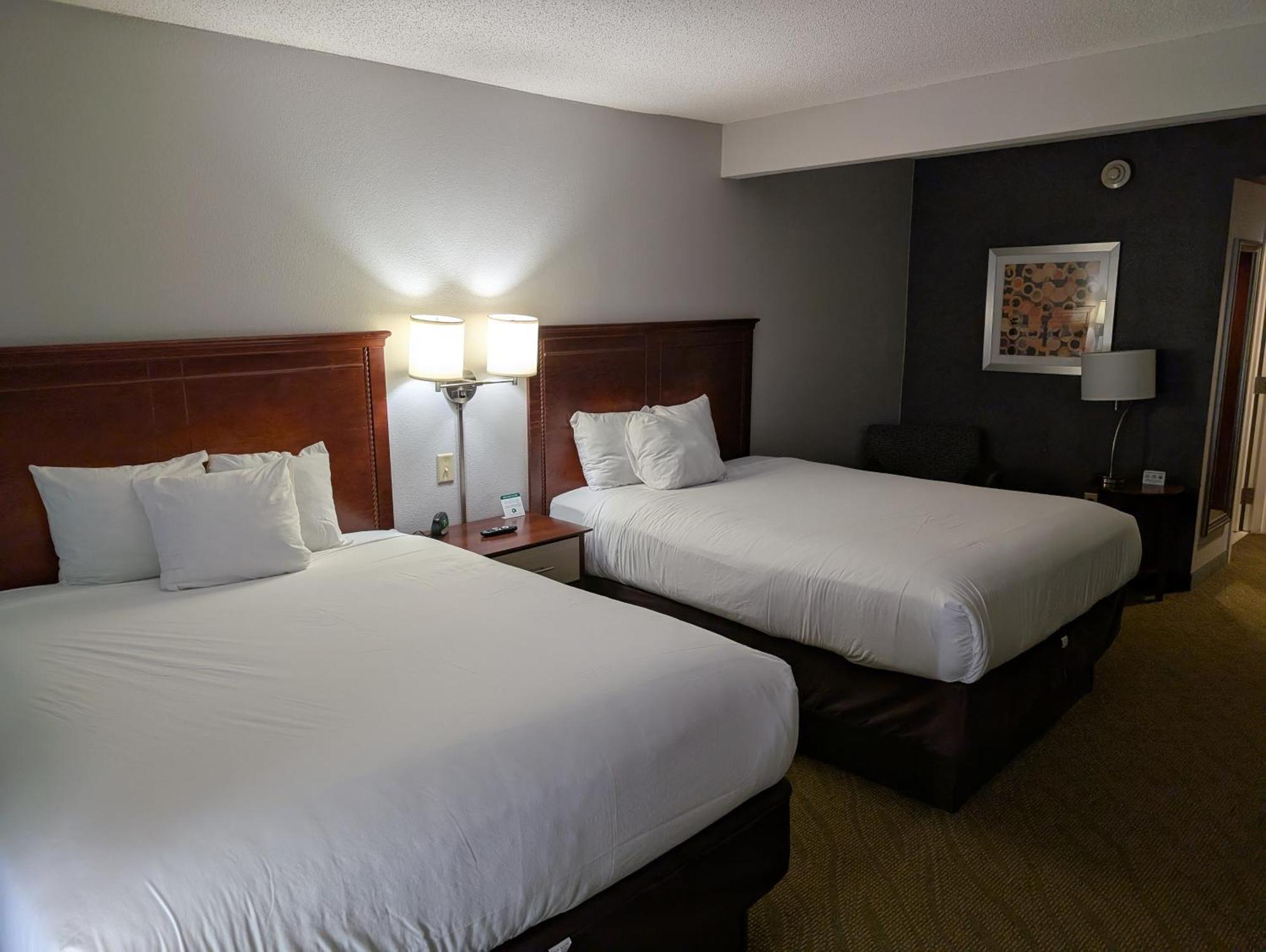 Hotel Wingate By Wyndham Chesapeake Esterno foto