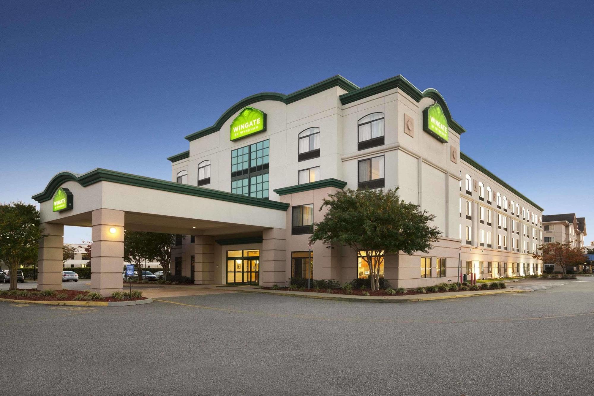 Hotel Wingate By Wyndham Chesapeake Esterno foto